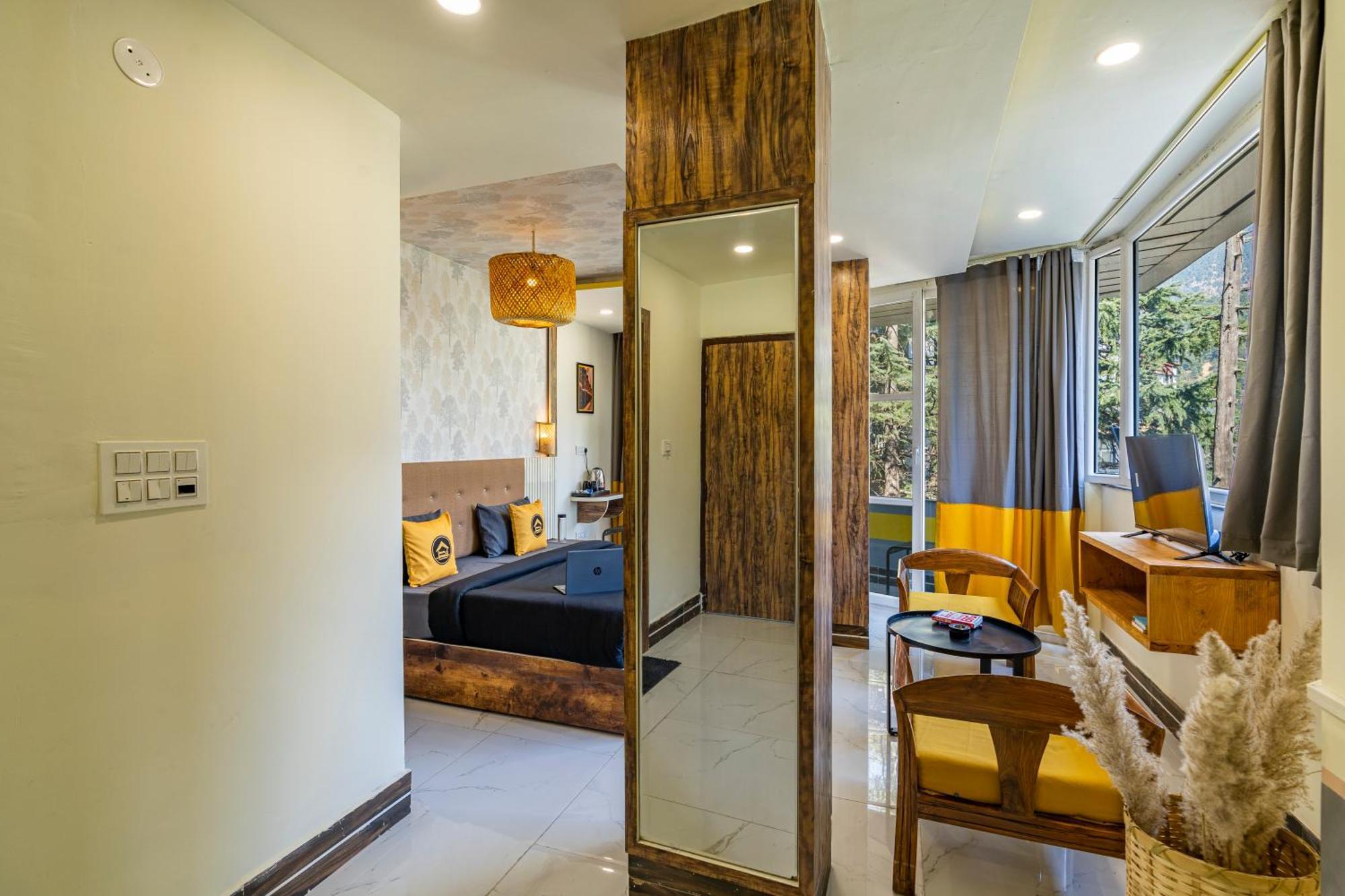 The Hosteller Mcleodganj, Mall Road McLeod Ganj Ngoại thất bức ảnh